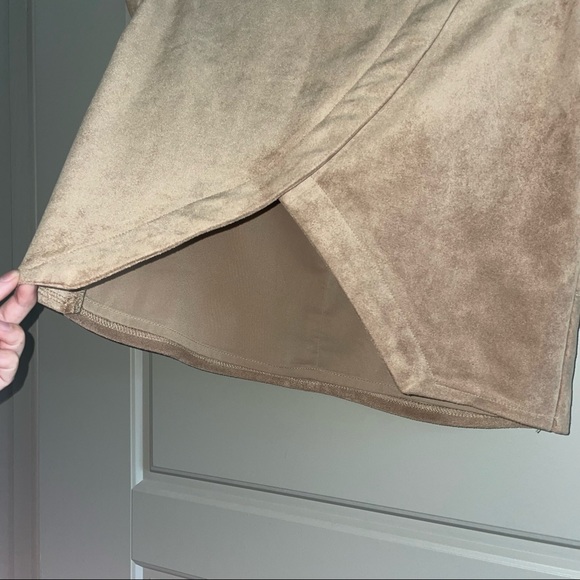 NWOT Faux Suede Shirt - Picture 5 of 5